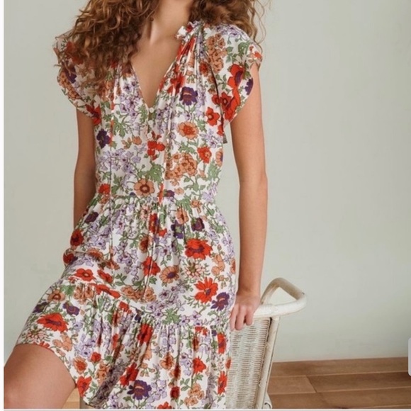 Veronica Beard Zee Tiered Floral-Print Dress - Picture 3 of 9